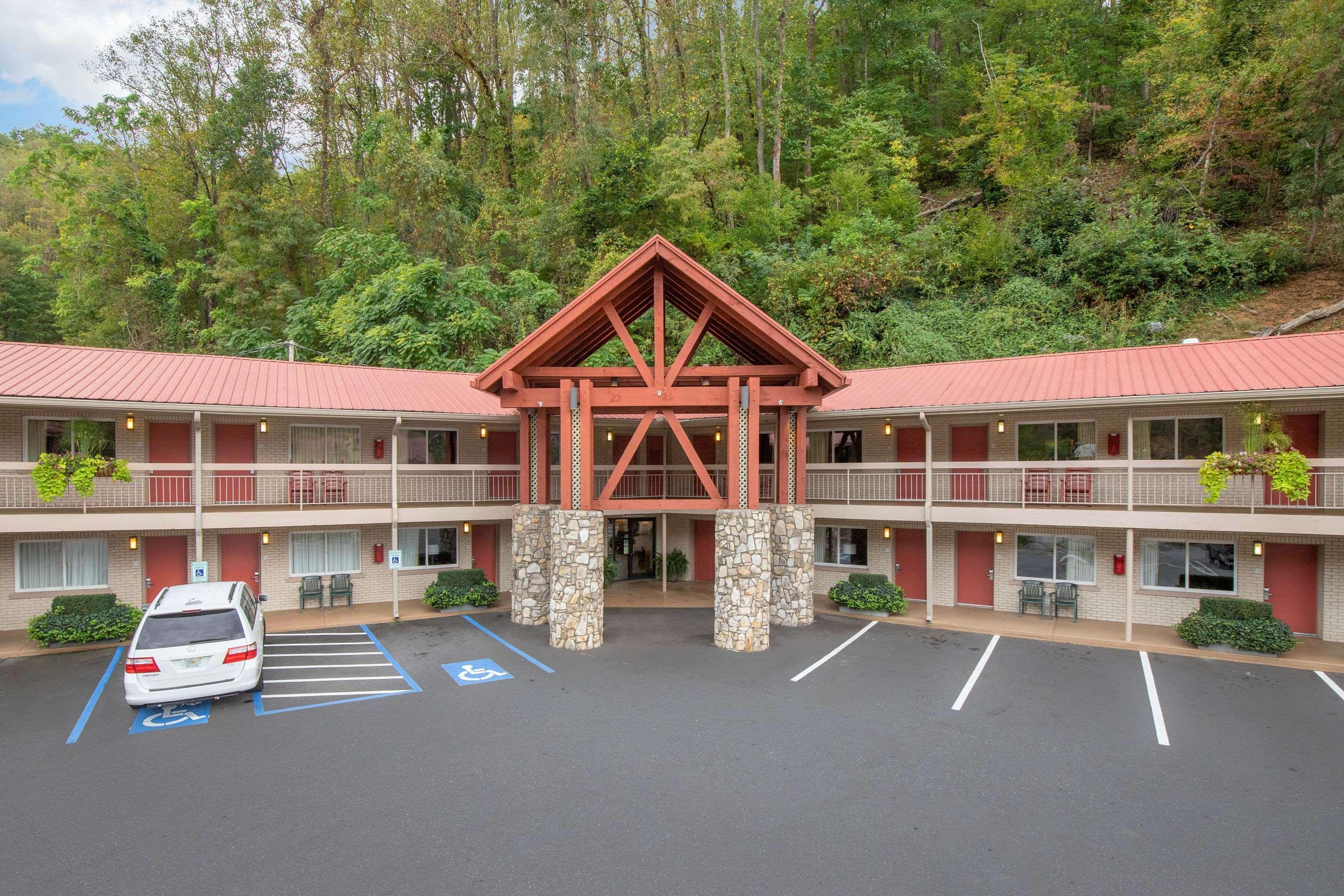 Econo Lodge Cherokee Eksteriør billede
