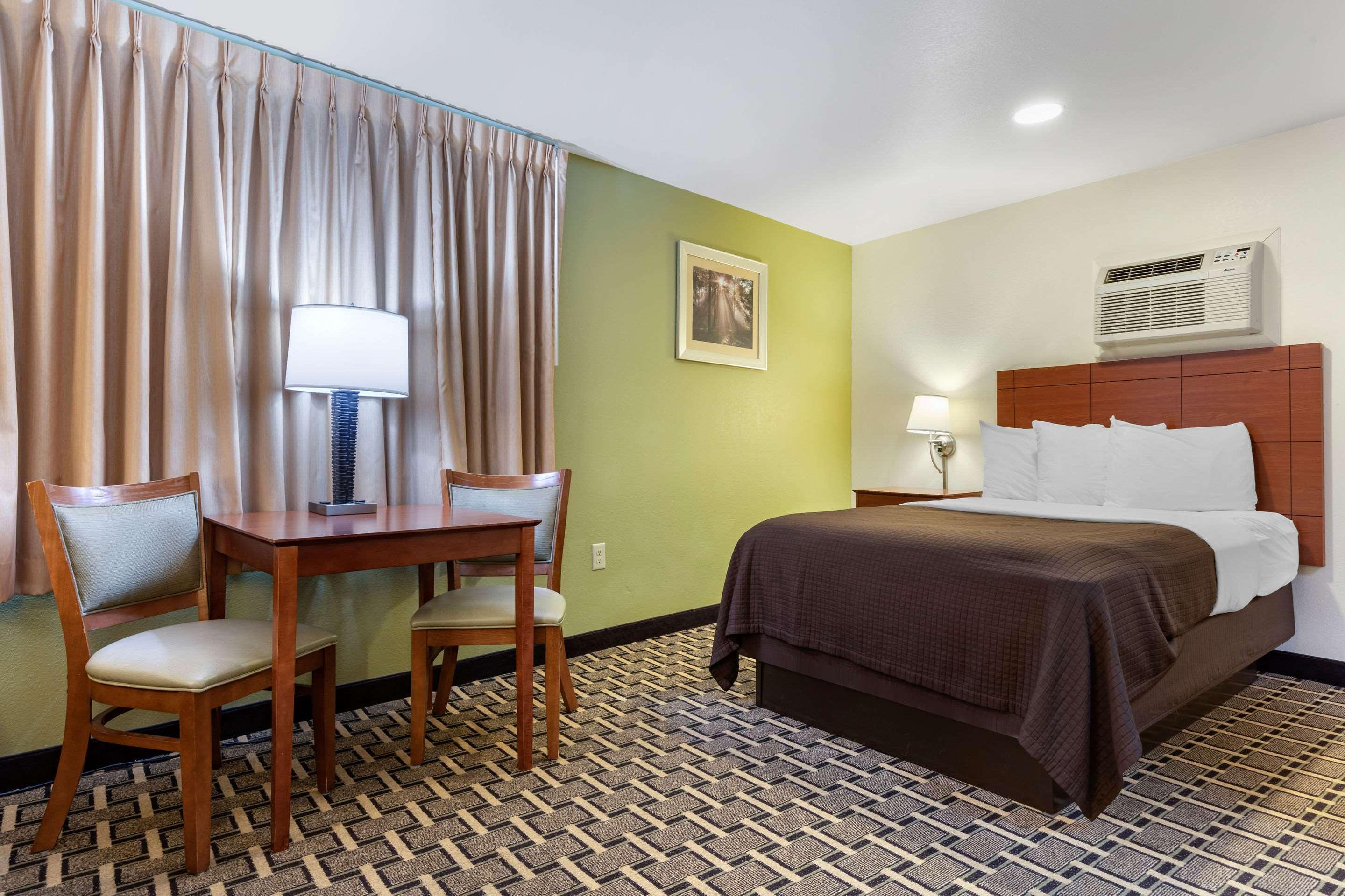Econo Lodge Cherokee Eksteriør billede