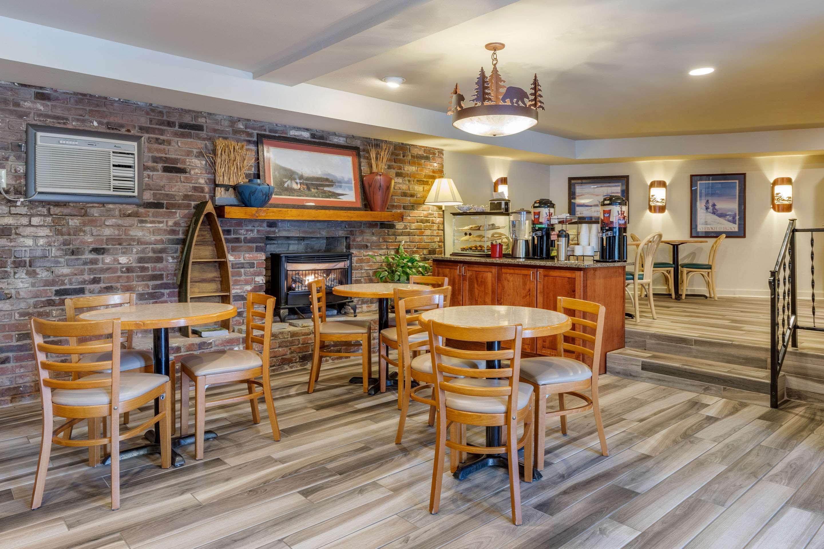 Econo Lodge Cherokee Eksteriør billede